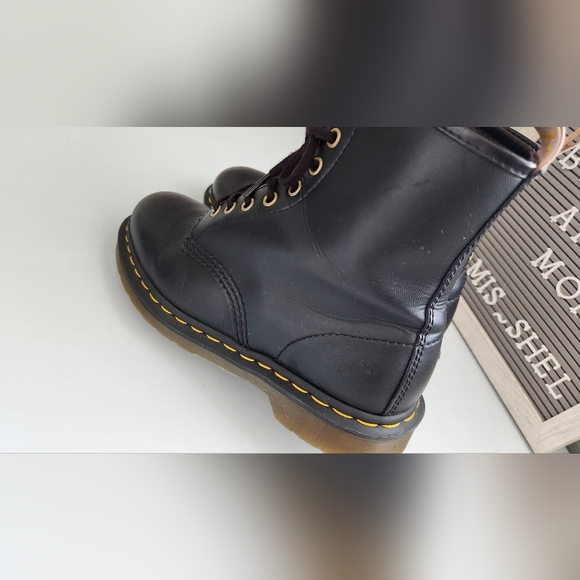 Dr Martens Vegan Felix Lace-up Boots Black M-7 L-8 Unisex - Picture 11 of 13